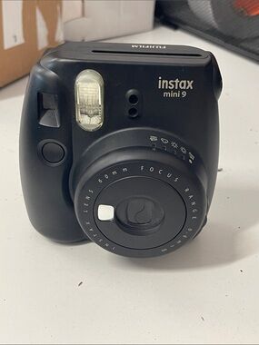 Fujifilm Instax Mini 9 Instant Camera - Black